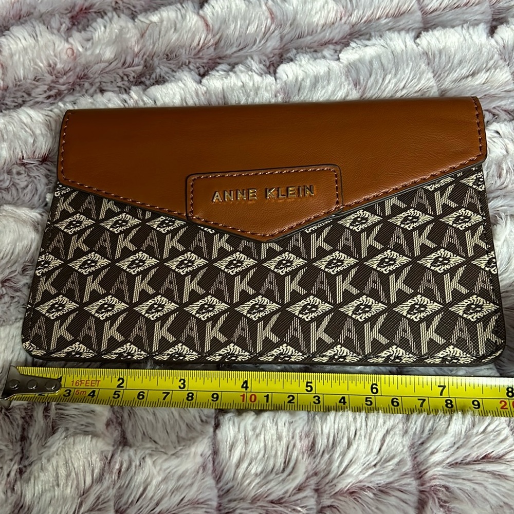 Anne Klein small billfold